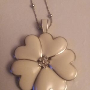 Lie sophia hearts and flowers necklace